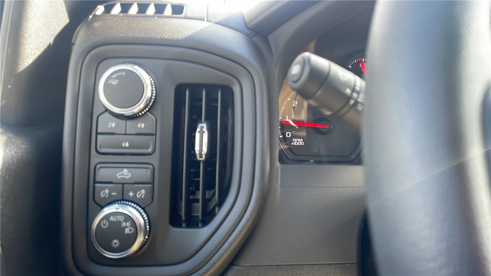 New 2026 GMC Sierra 2500 Pro w/ Convenience Package image 13