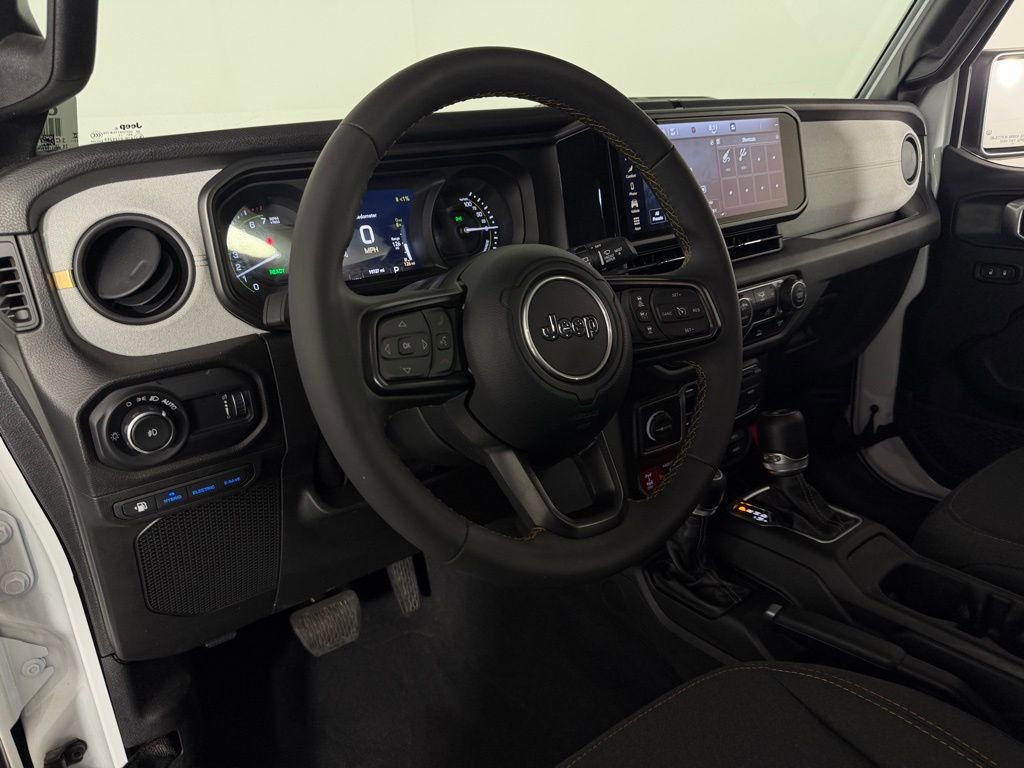 Certified 2024 Jeep Wrangler Unlimited AWD/4WD image 19