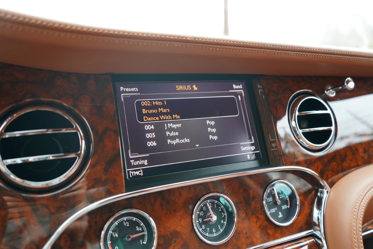 Used 2011 Bentley Mulsanne image 33