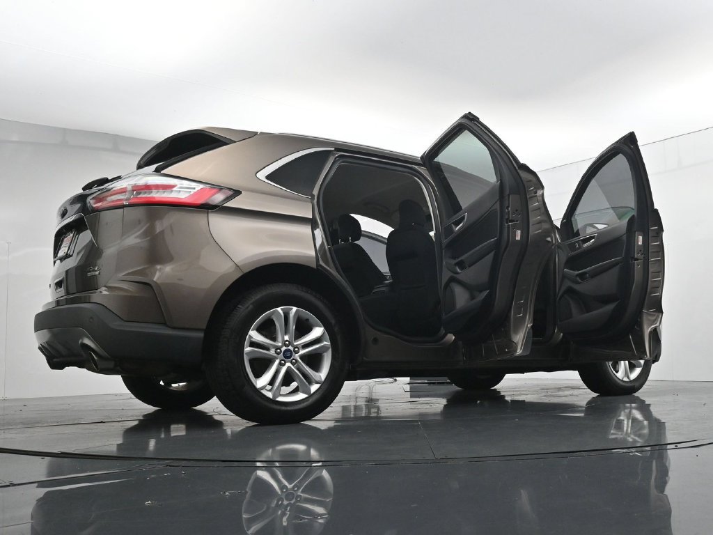 Used 2019 Ford Edge SEL AWD/4WD image 43