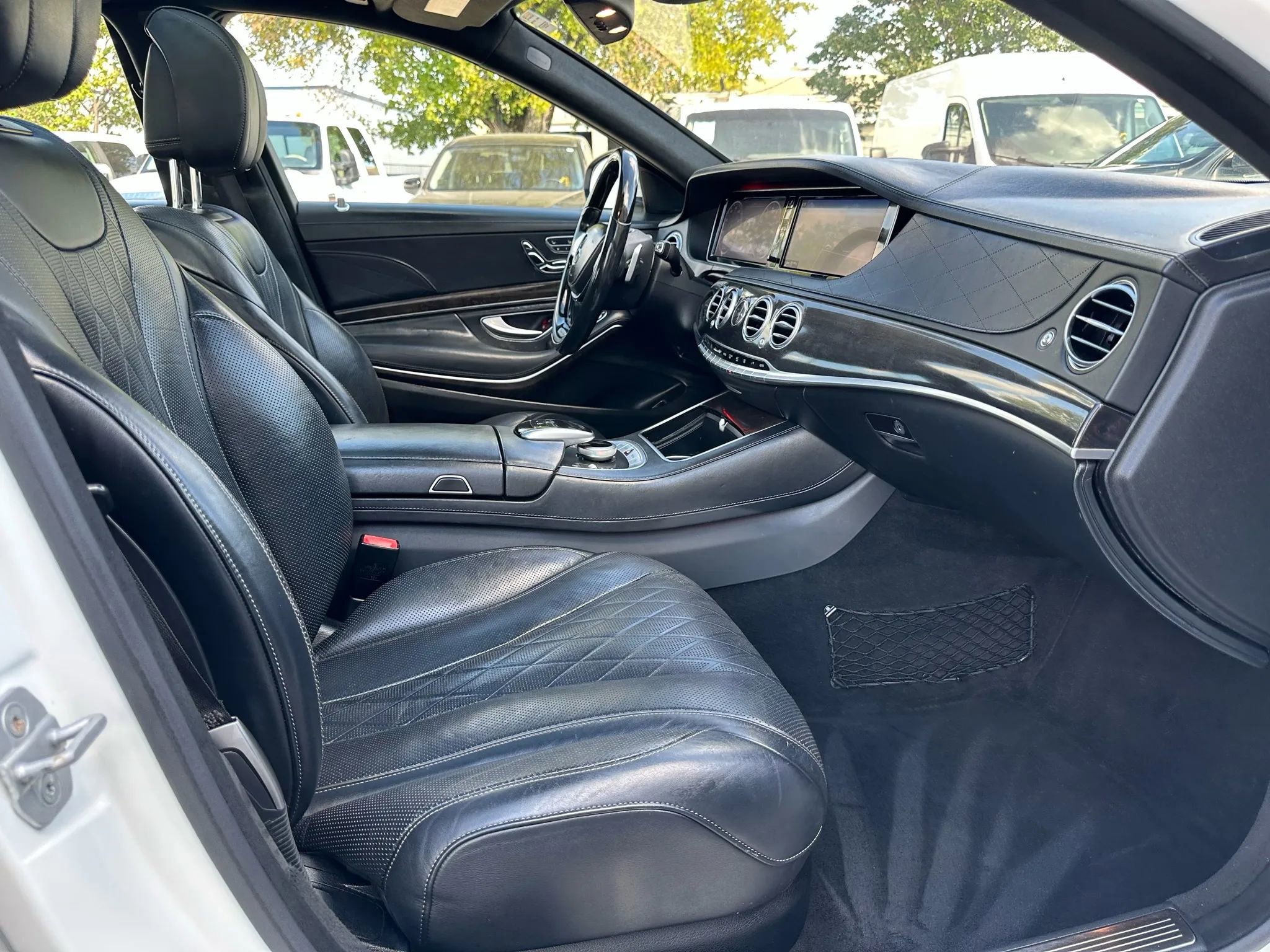 Used 2015 Mercedes-Benz S 550 4MATIC Sedan image 26