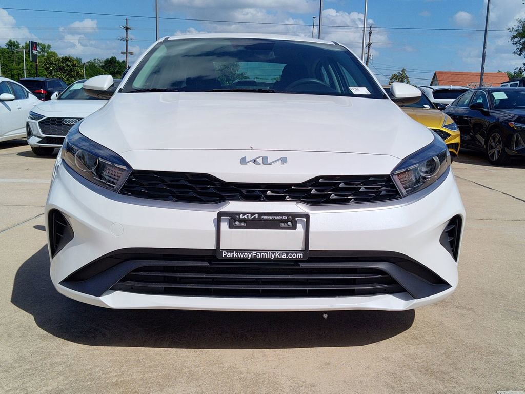 Used 2023 Kia Forte LXS image 14