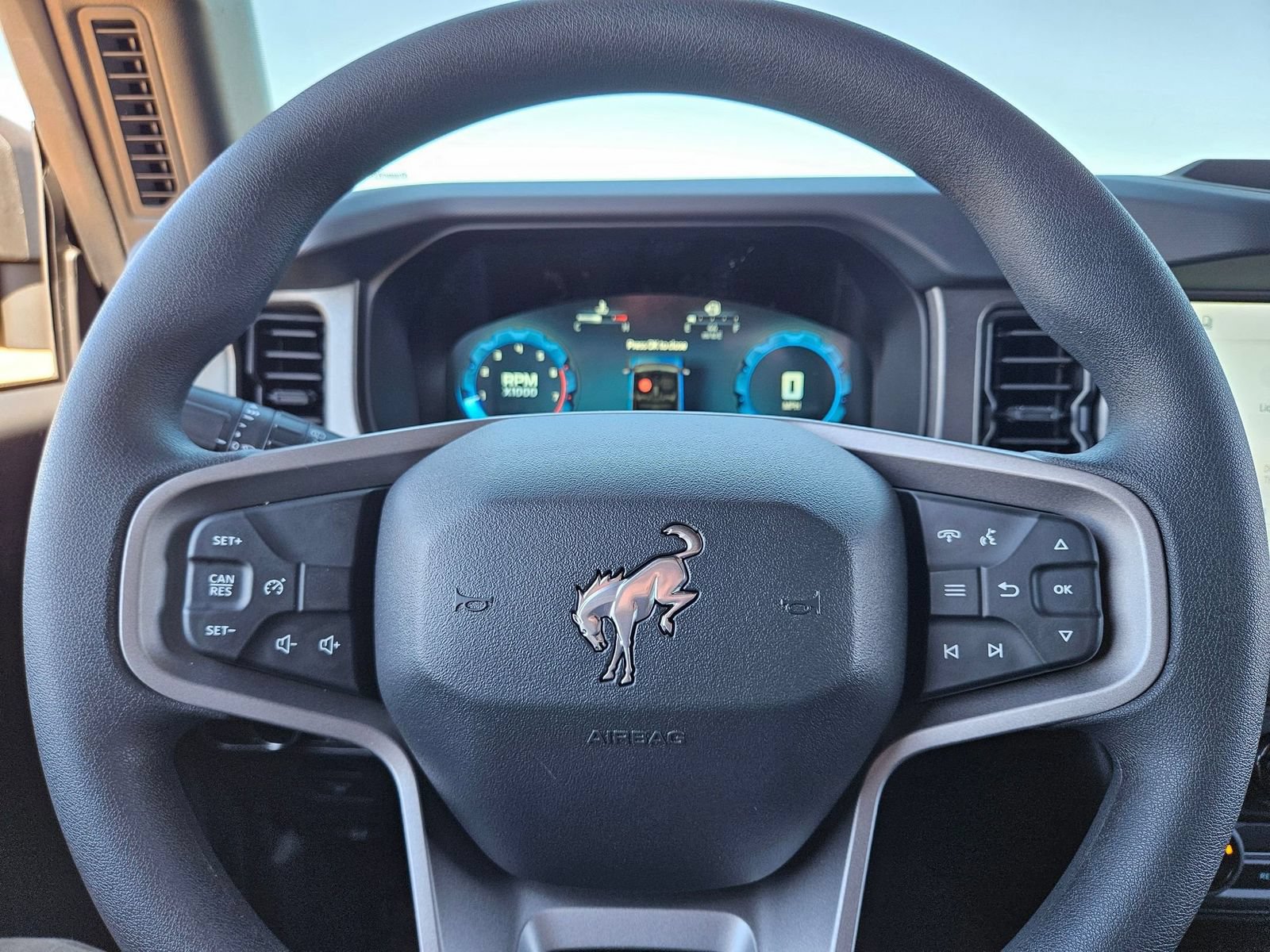 New 2026 Ford Bronco 4-Door AWD/4WD image 24