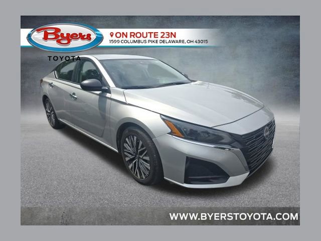 Used 2025 Nissan Altima 2.5 SV