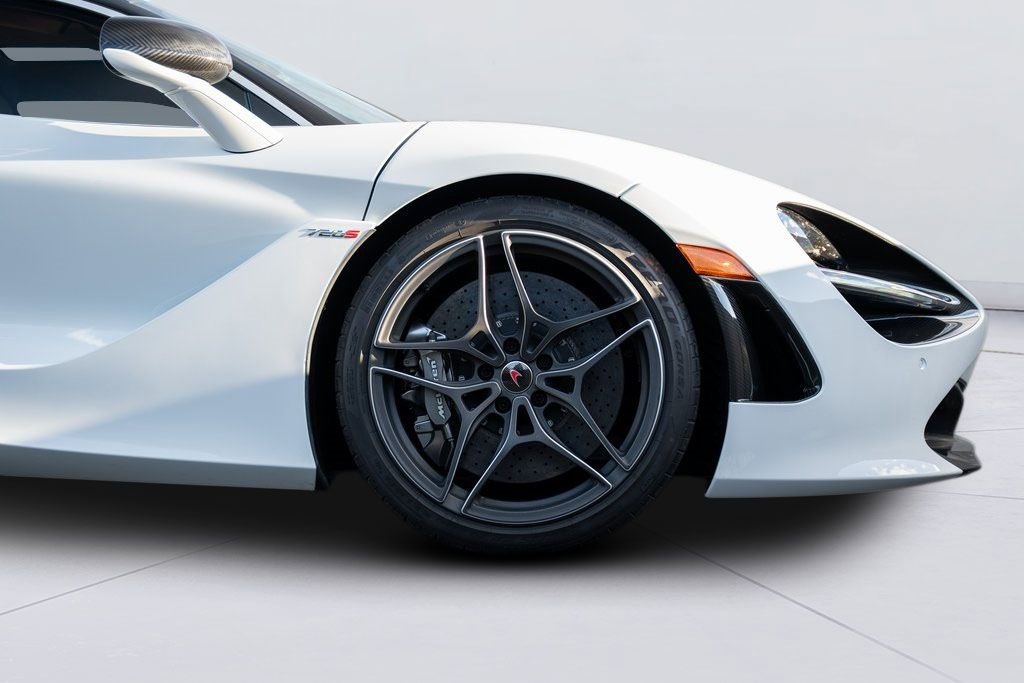 Used 2018 McLaren 720S image 19