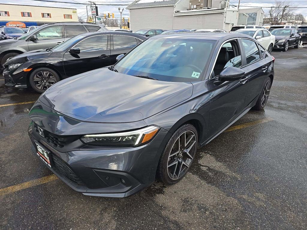 Used 2024 Honda Civic Sport Touring image 2
