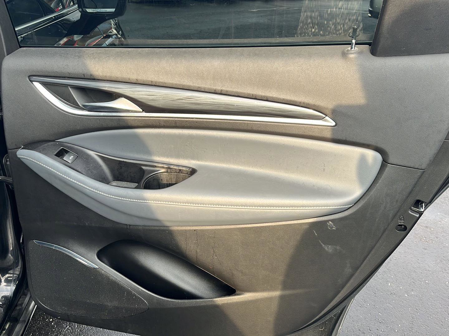 Used 2020 Buick Enclave Essence w/ Sport Touring Edition FWD image 24