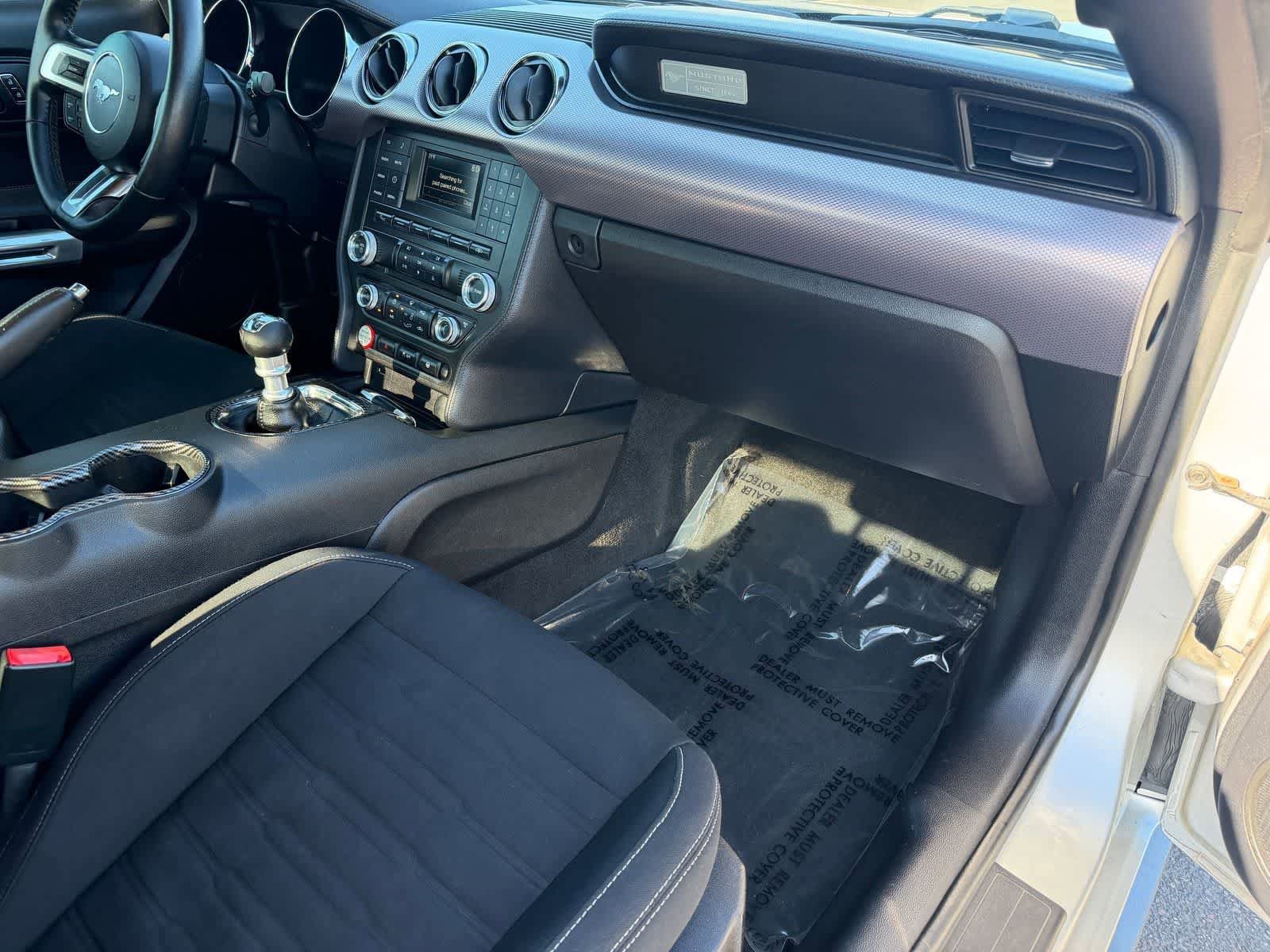 Used 2017 Ford Mustang GT RWD image 11