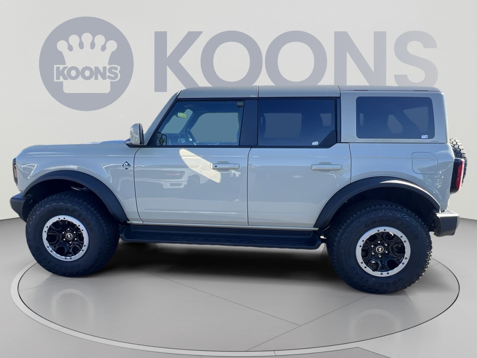 New 2025 Ford Bronco Outer Banks w/ Sasquatch Package AWD/4WD image 13