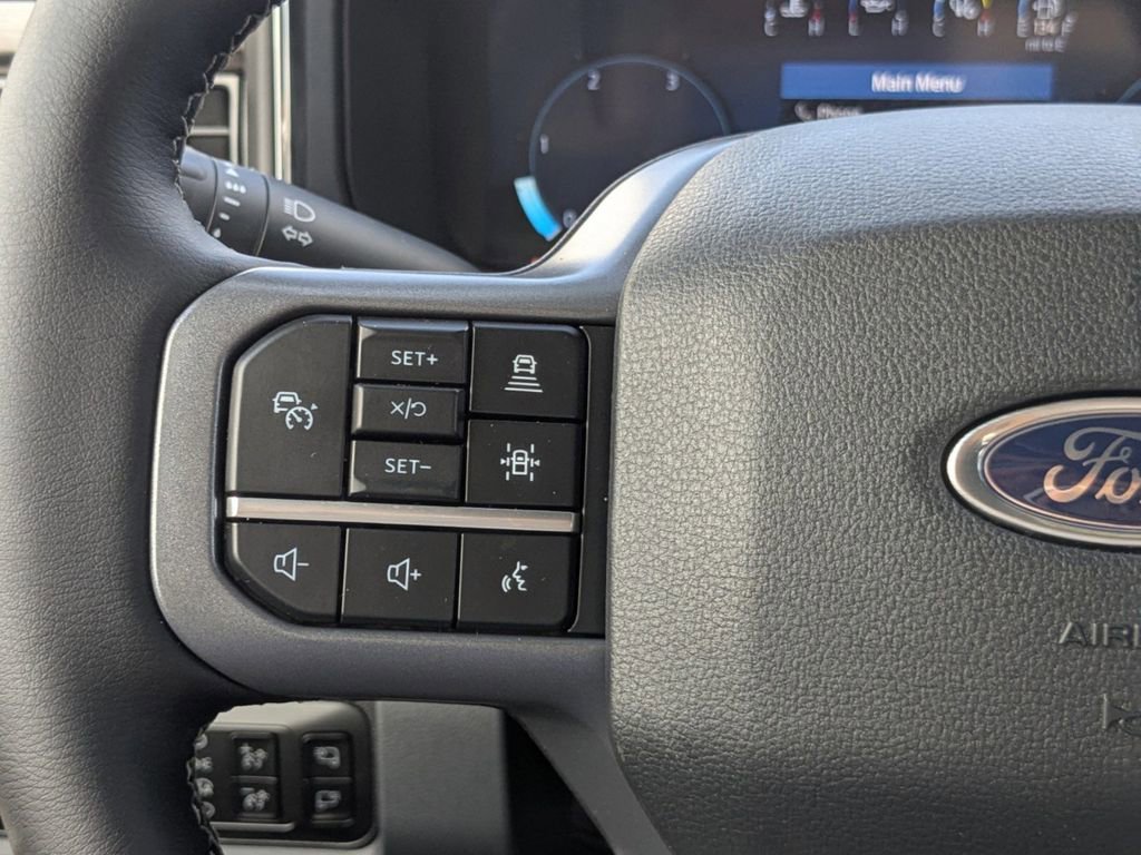 New 2026 Ford F250 Lariat w/ Black Appearance Package image 29