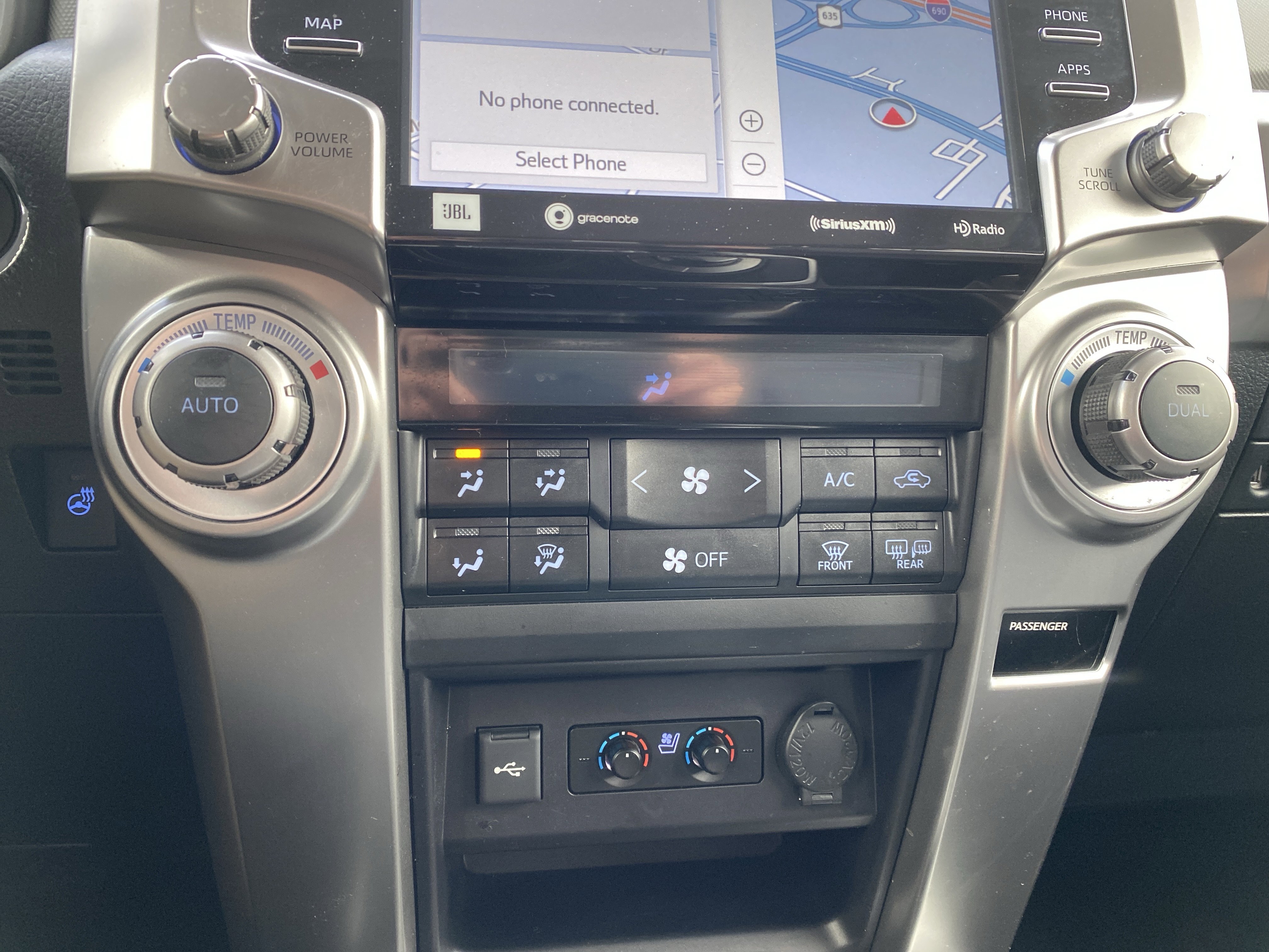 Used 2023 Toyota 4Runner Limited image 19