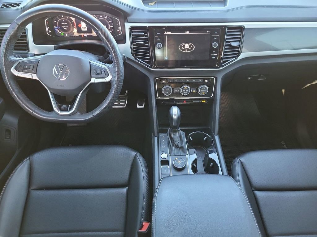 Used 2022 Volkswagen Atlas Cross Sport SEL R-Line image 10