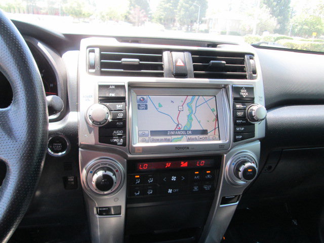 Used 2011 Toyota 4Runner Limited image 14