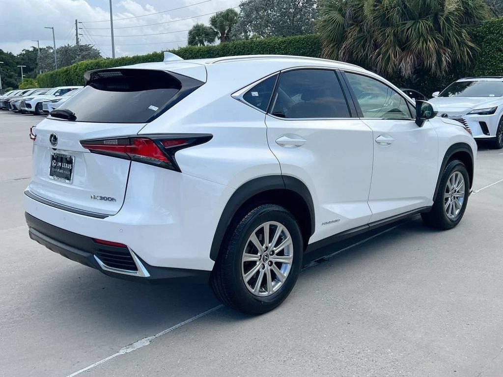 Used 2019 Lexus NX 300h AWD w/ Comfort Package image 7