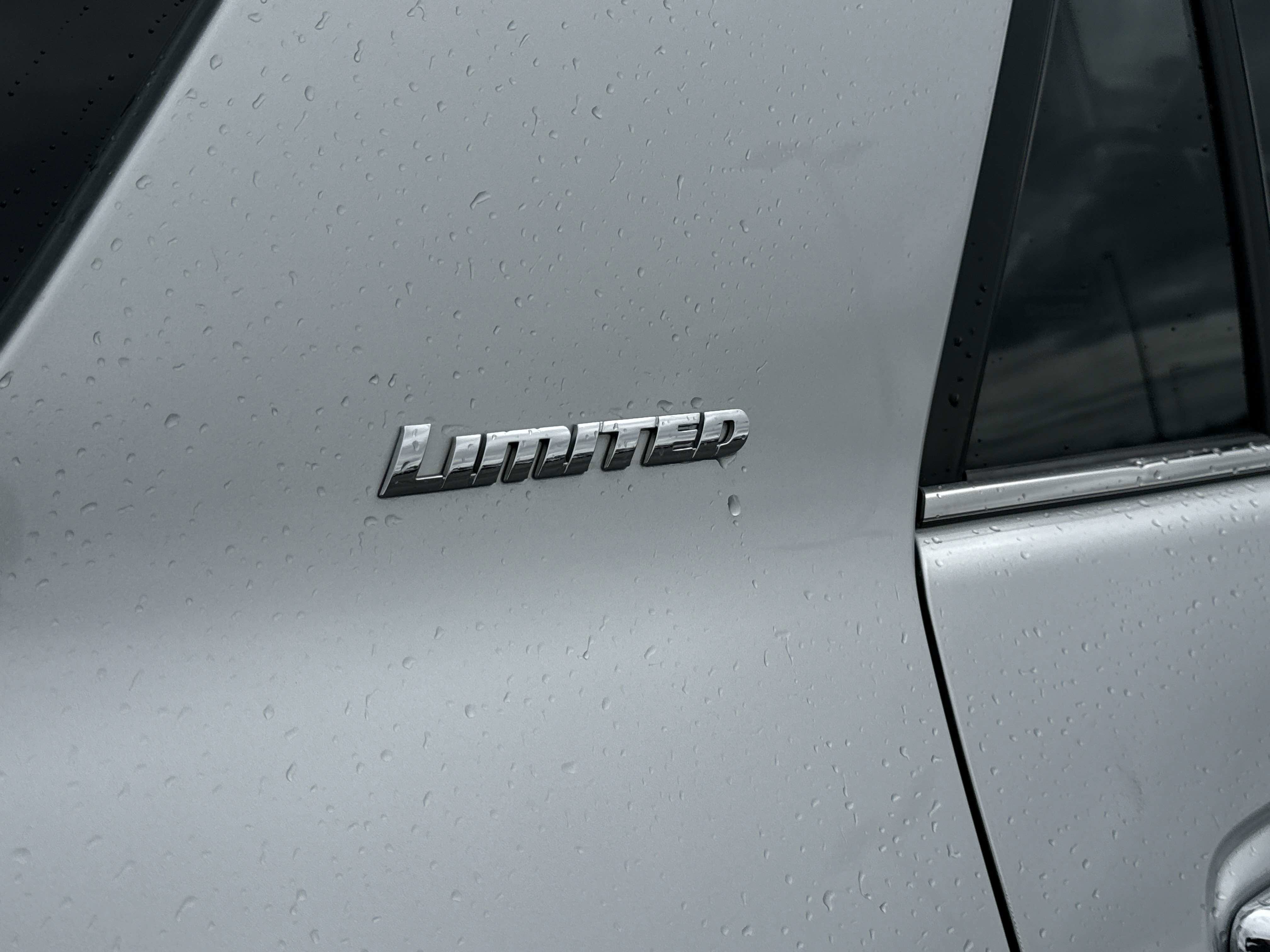 Used 2015 Toyota 4Runner Limited image 7