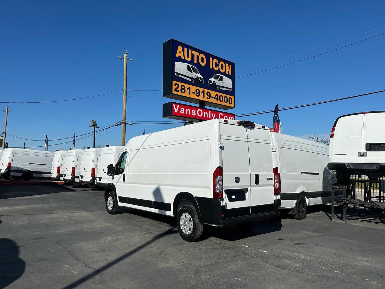 Used 2024 RAM ProMaster 2500 w/ Quick Order Package 22G SLT image 24