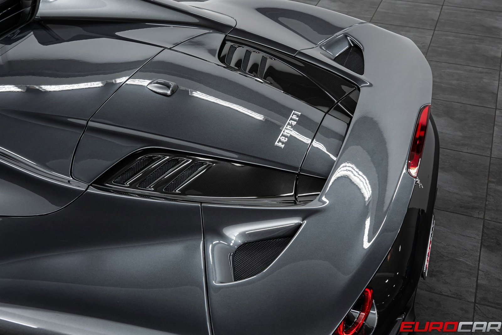 Used 2022 Ferrari F8 Tributo image 23