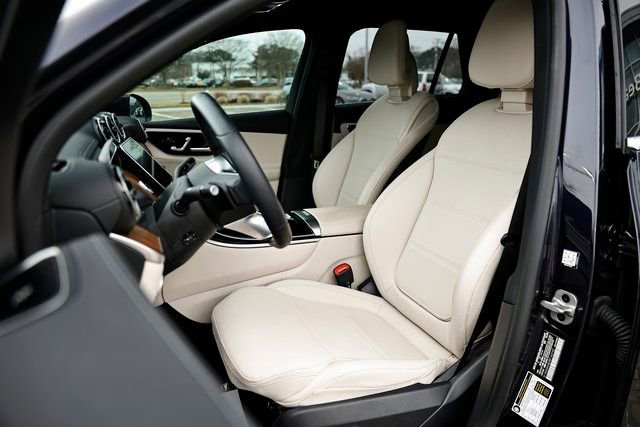 Used 2024 Mercedes-Benz GLC 300 4MATIC image 20
