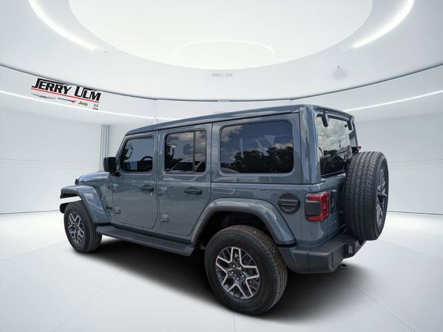 New 2026 Jeep Wrangler Unlimited Sahara AWD/4WD image 5