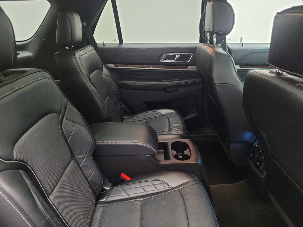 Used 2016 Ford Explorer Platinum AWD/4WD image 19
