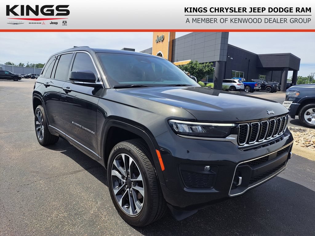Used 2023 Jeep Grand Cherokee Overland AWD/4WD video 1
