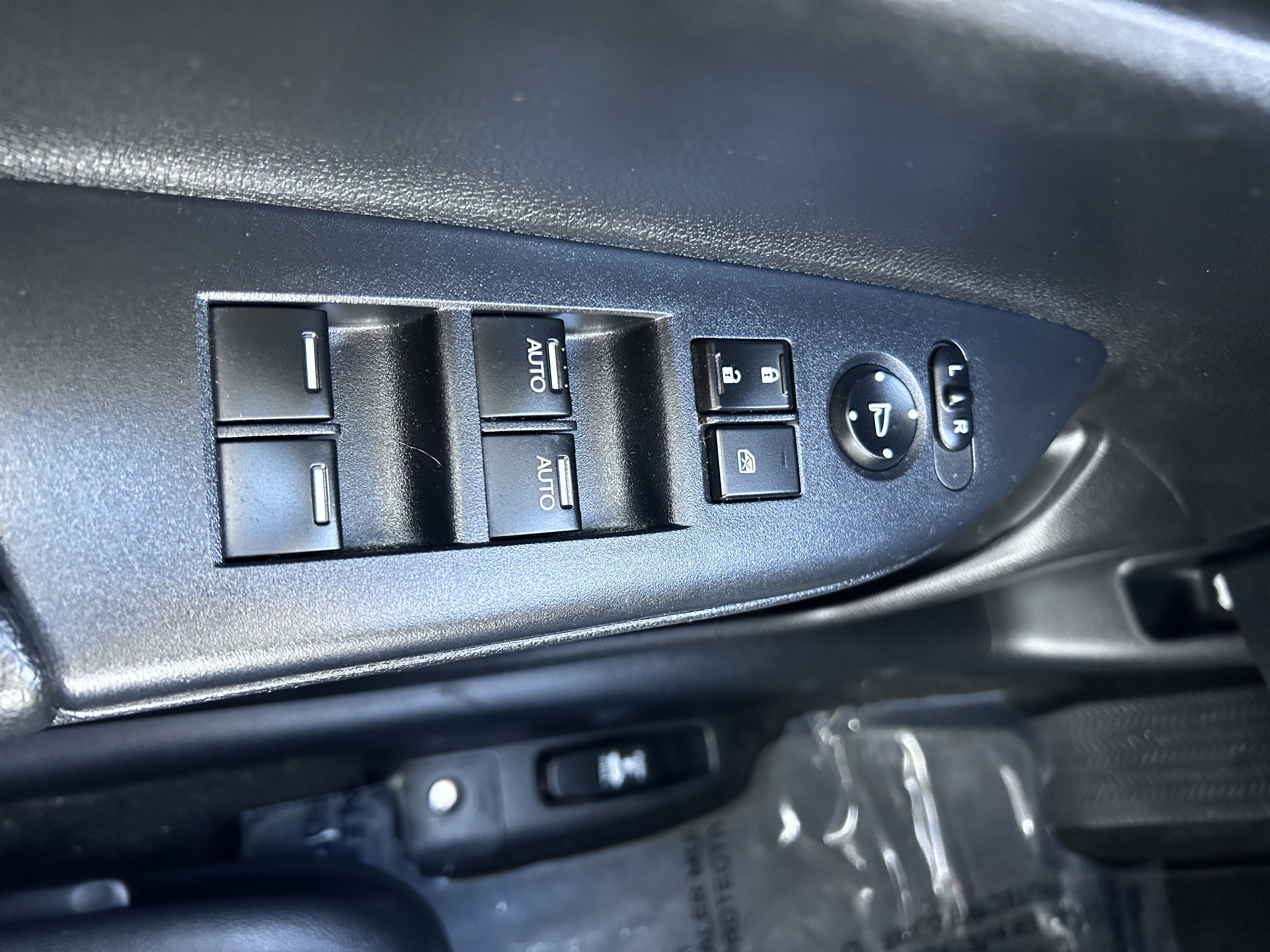 Used 2015 Honda Accord EX-L image 16