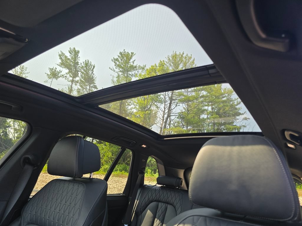 Used 2021 BMW X5 M50i w/ Executive Package AWD/4WD image 3
