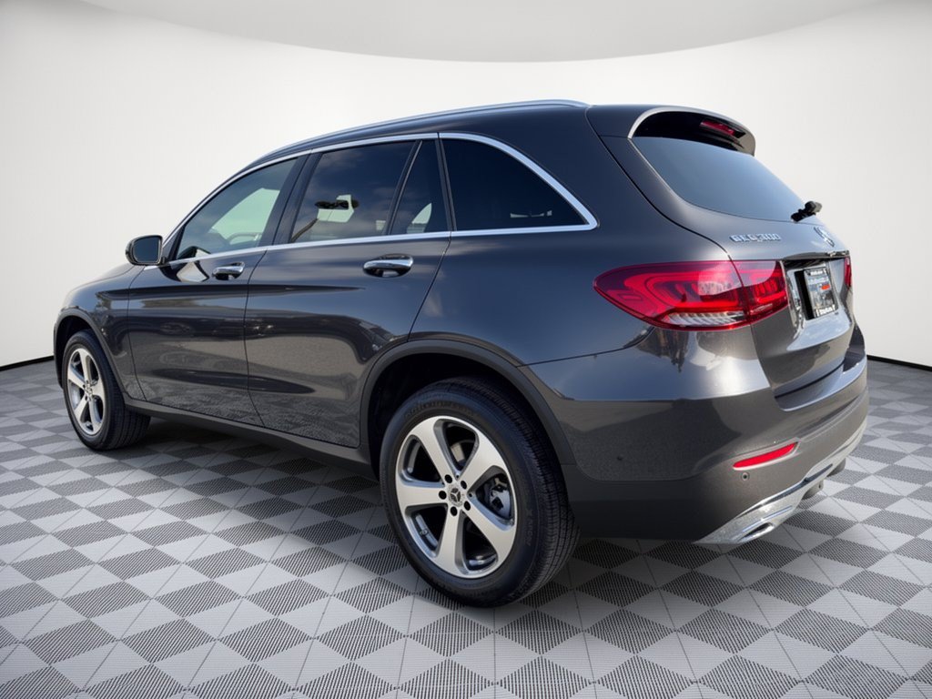 Certified 2022 Mercedes-Benz GLC 300 4MATIC image 3