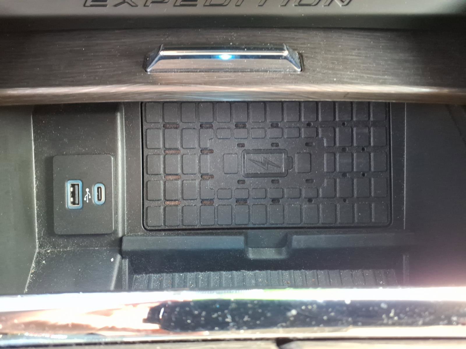 Used 2023 Ford Expedition Max Limited AWD/4WD image 14