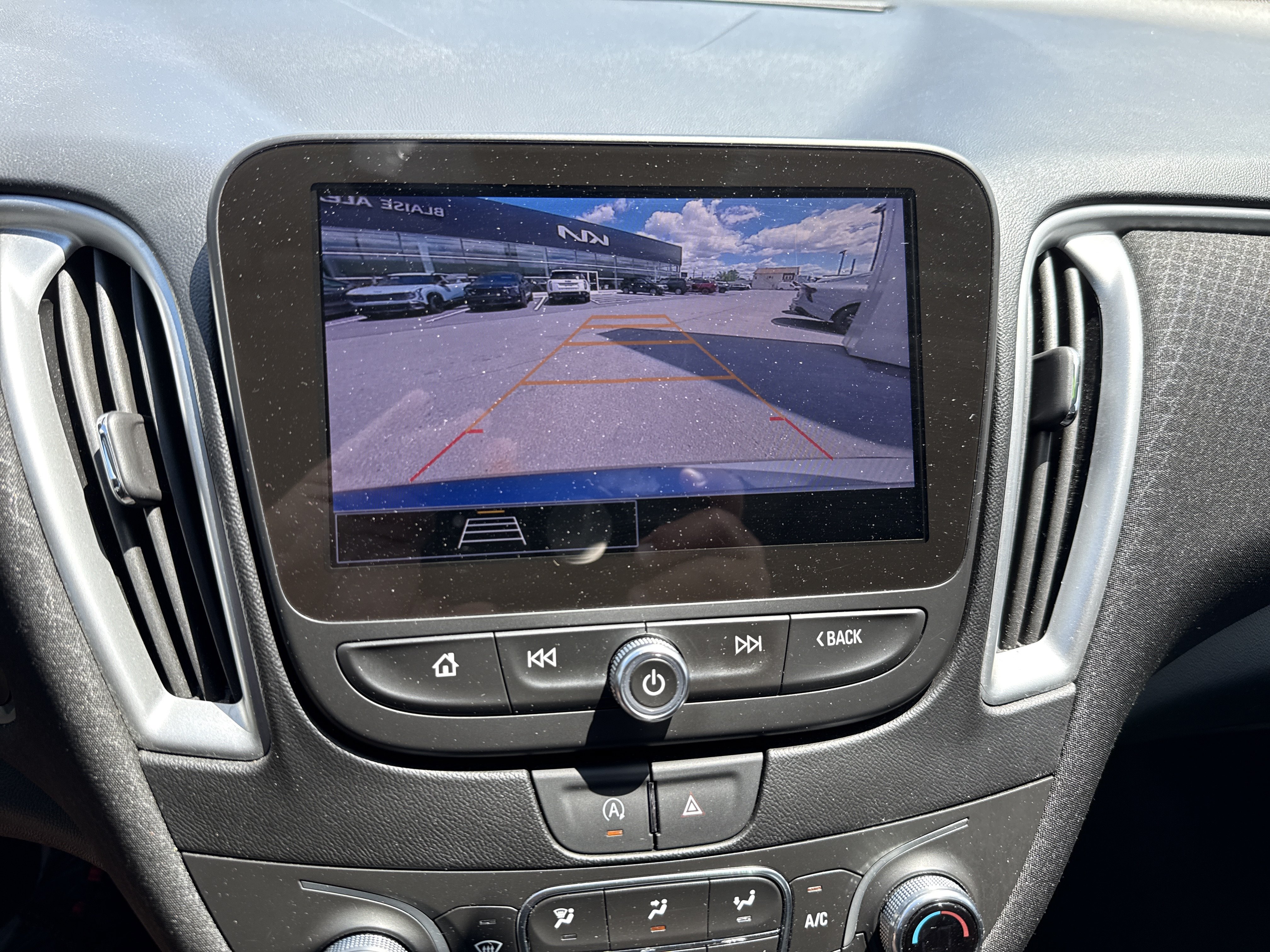 Used 2024 Chevrolet Malibu LT FWD image 26