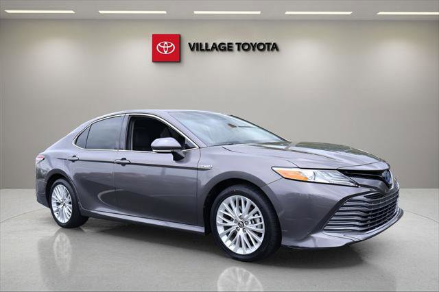 Certified 2020 Toyota Camry XLE FWD image 7