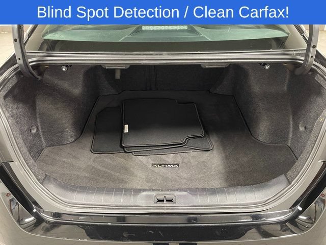 Used 2025 Nissan Altima 2.5 SV FWD image 24