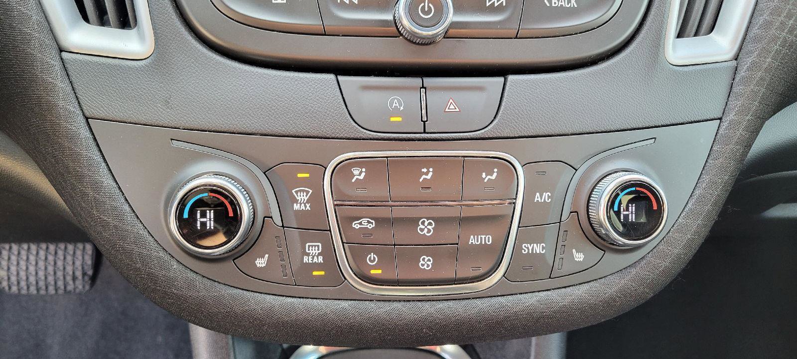 Used 2024 Chevrolet Malibu LT image 20