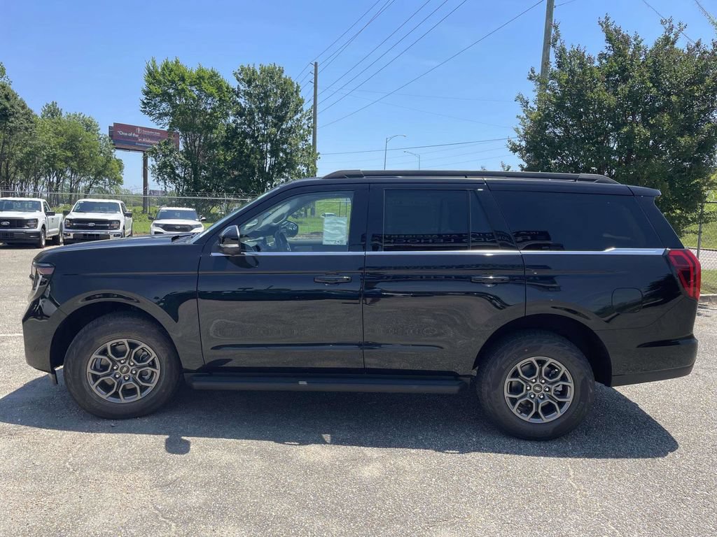 New 2026 Ford Expedition Active RWD image 6