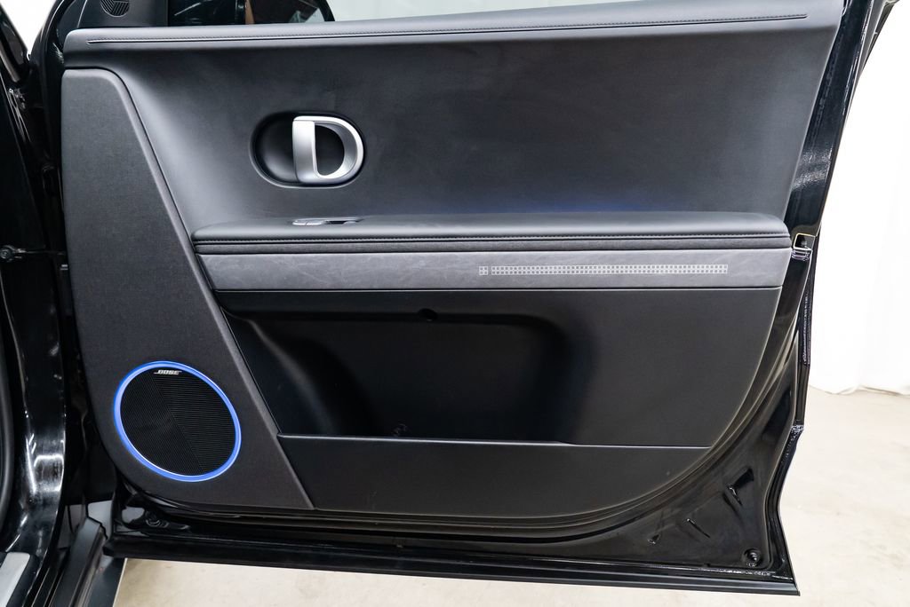 Used 2024 Hyundai Ioniq 5 Limited image 31