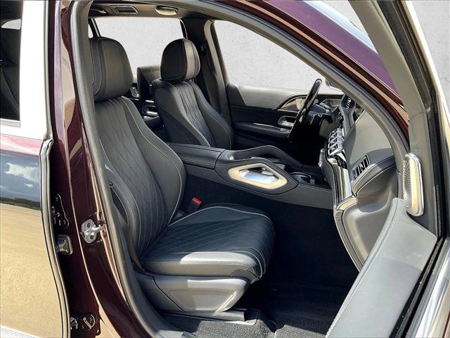 Used 2024 Mercedes-Benz Maybach GLS 600 4MATIC image 9