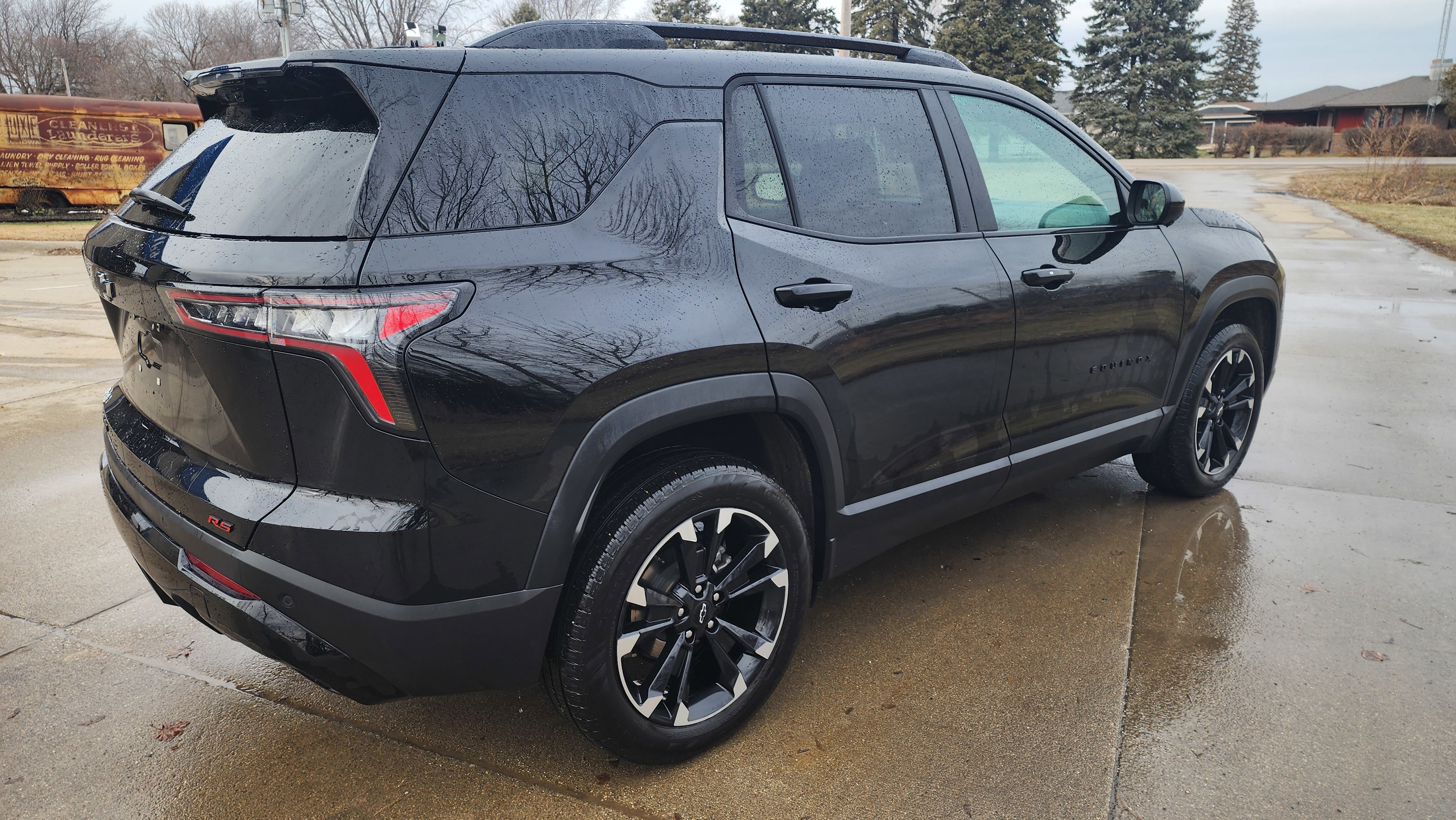 Certified 2025 Chevrolet Equinox RS w/ Safety and Technology Package image 4