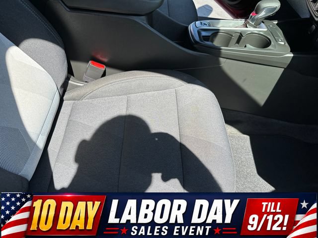 Used 2025 Chevrolet Trax RS w/ Driver Confidence Package FWD image 29