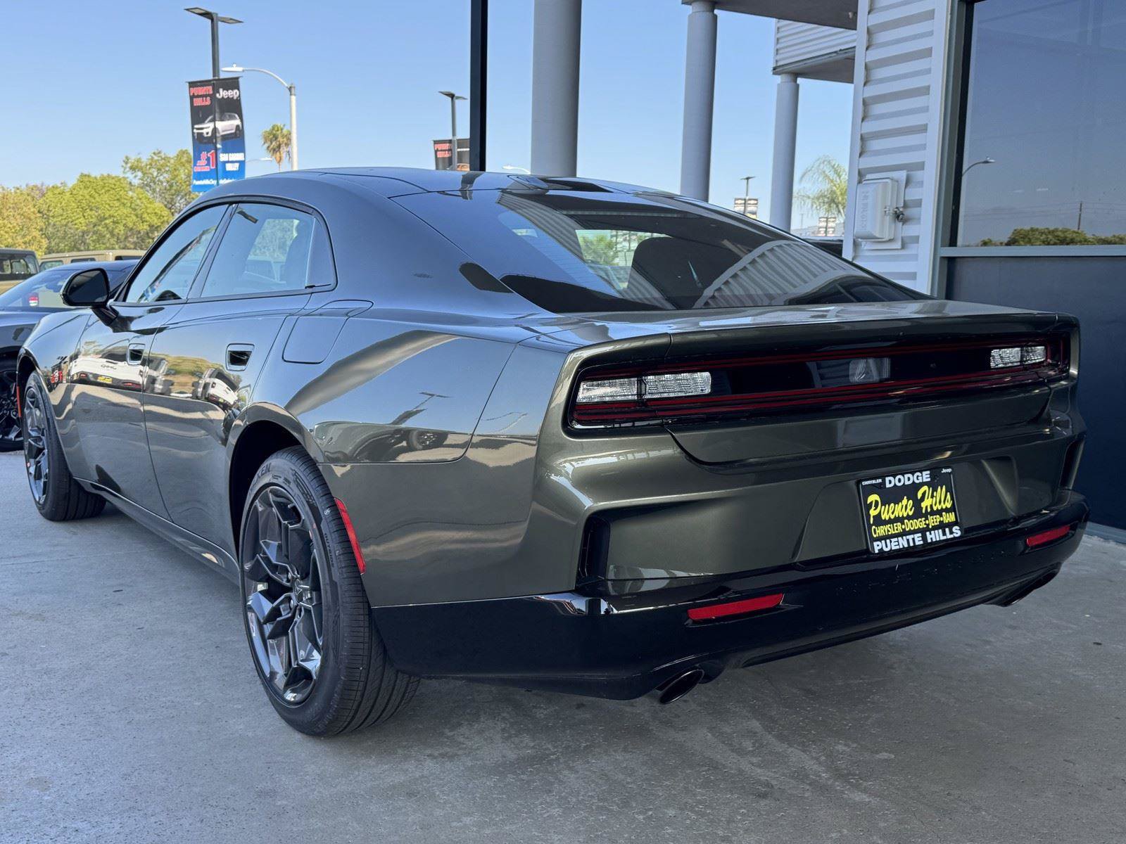 New 2026 Dodge Charger R/T w/ Blacktop Package AWD/4WD image 4
