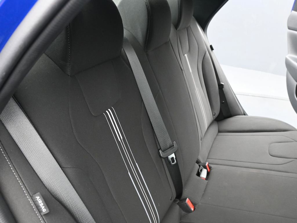 Certified 2025 Hyundai Elantra Sport image 23