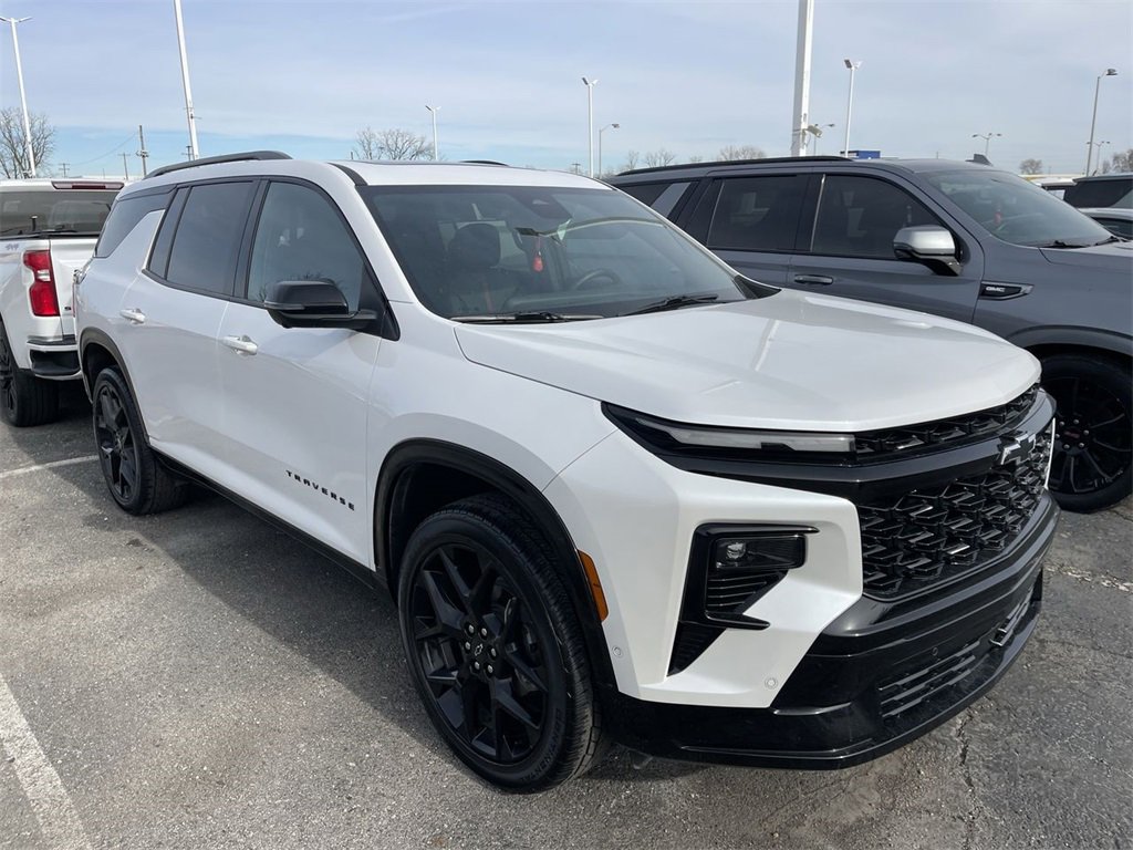 Used 2024 Chevrolet Traverse RS w/ LPO, Floor Liner Package image 14