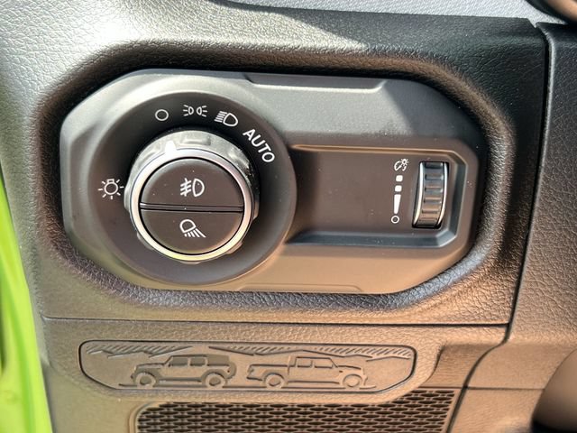New 2025 Jeep Gladiator Sport AWD/4WD image 29