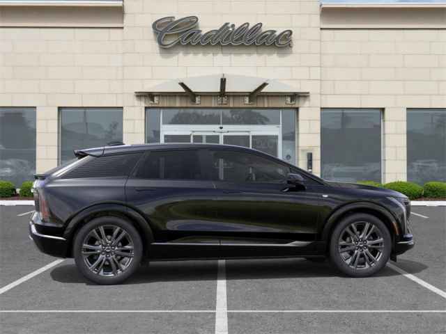 New 2026 Cadillac Optiq Sport 2 AWD/4WD image 6