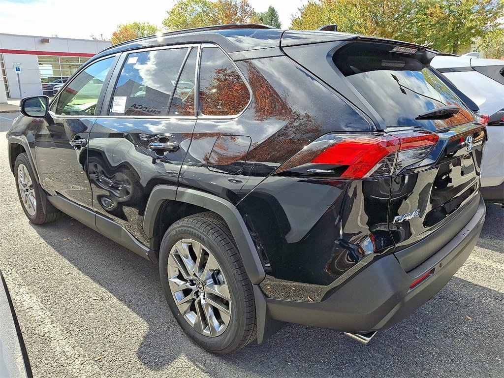 New 2025 Toyota RAV4 XLE Premium image 3