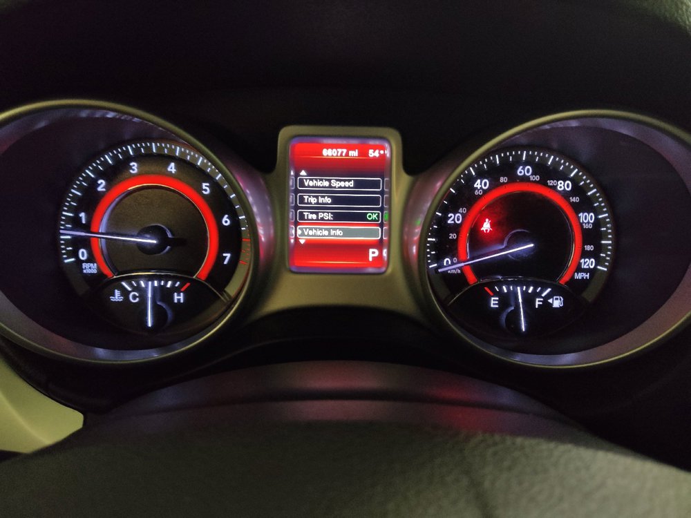 Used 2020 Dodge Journey SE w/ Blacktop Package FWD image 23