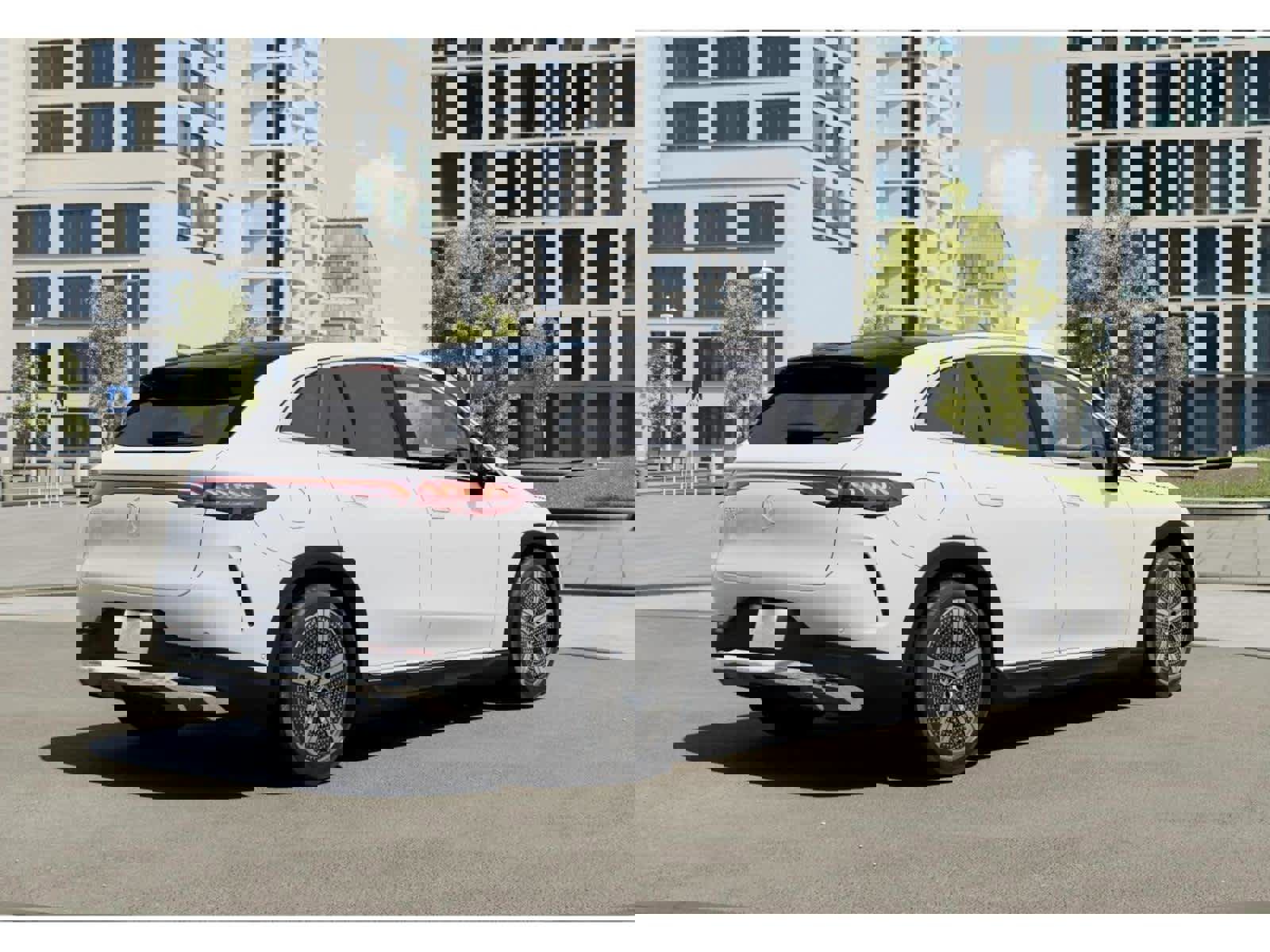 New 2026 Mercedes-Benz EQE 320+ SUV image 20