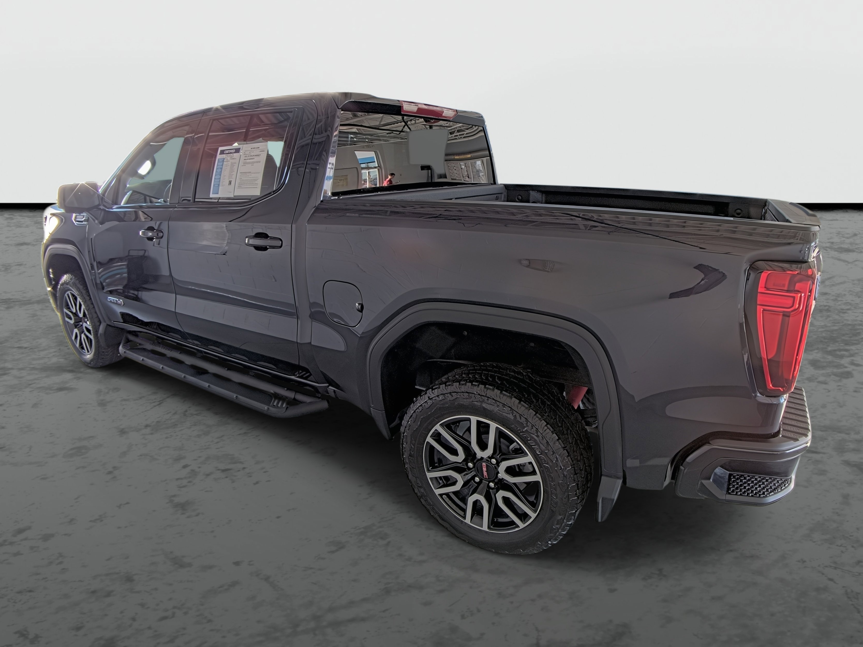 Used 2025 GMC Sierra 1500 AT4 image 11