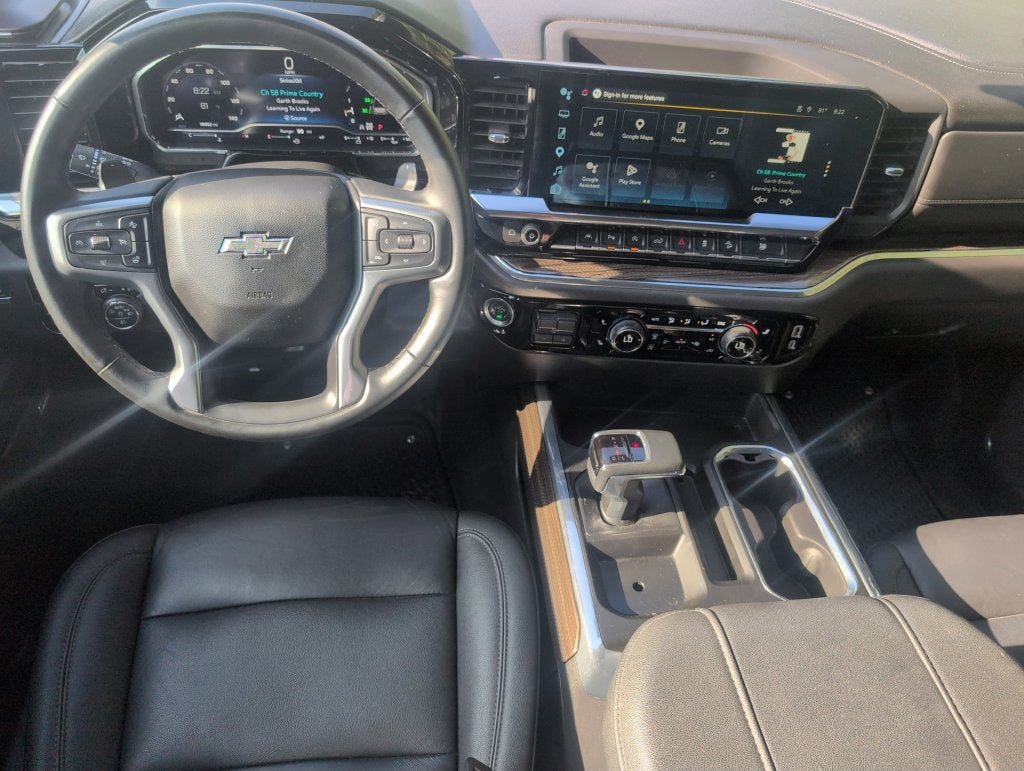 Used 2025 Chevrolet Silverado 1500 LT Trail Boss w/ LT Trail Boss Premium Package AWD/4WD image 34