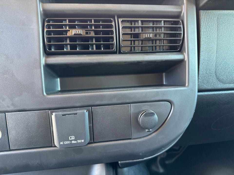 New 2025 GMC Savana 2500 w/ Driver Convenience Package RWD image 34