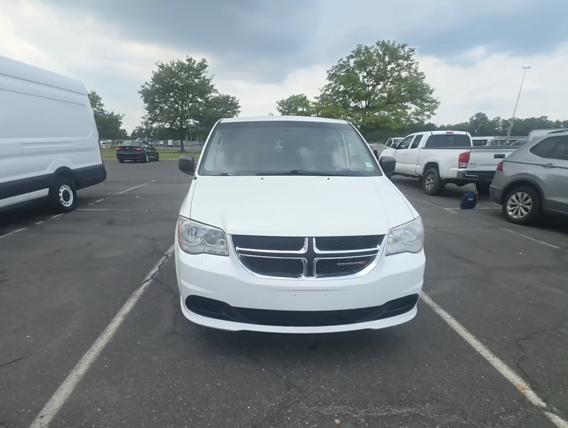 Used 2013 Dodge Grand Caravan SE FWD image 3